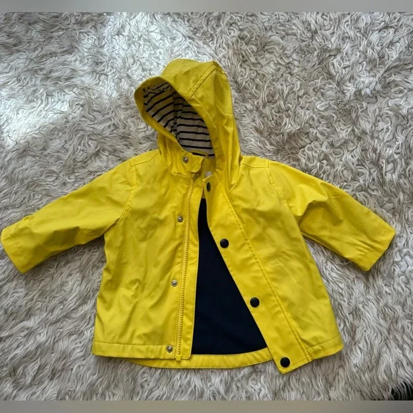 Joe Fresh Rain Jacket - Picture 1 of 3